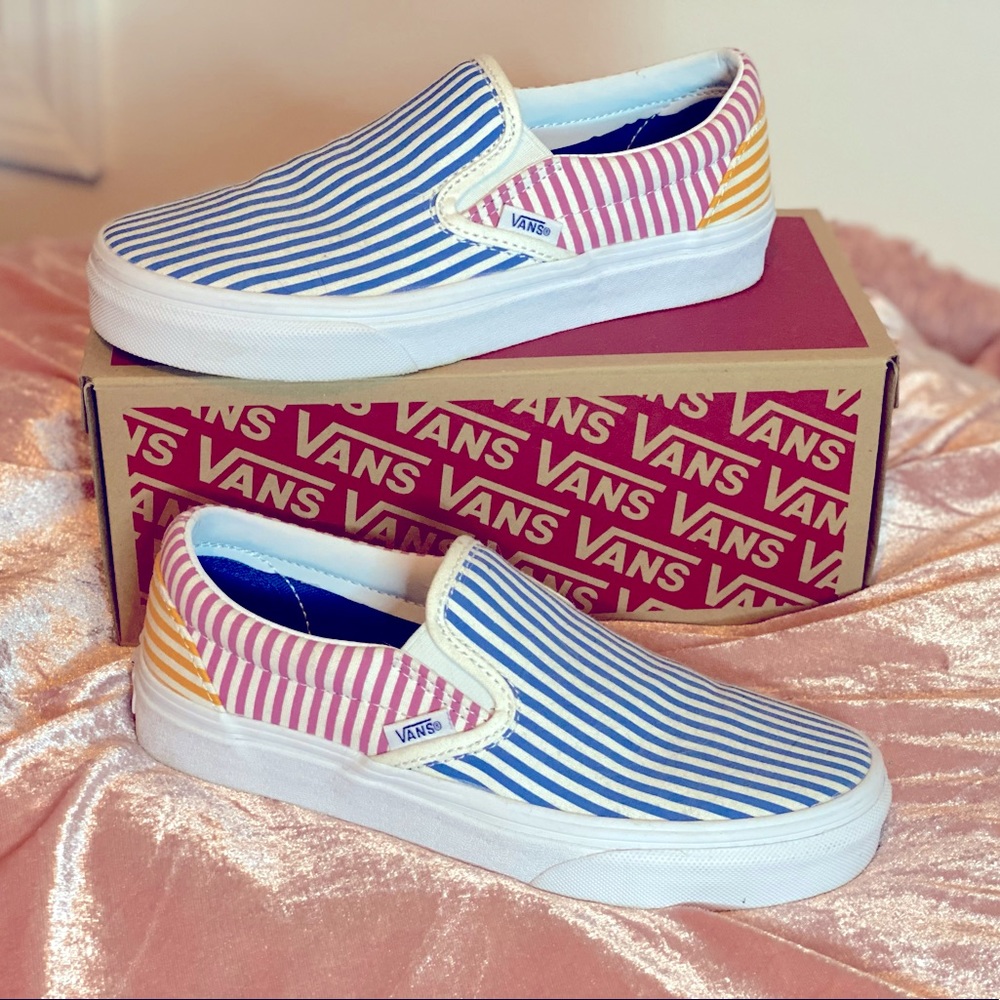Classic slip-on Striped Vans